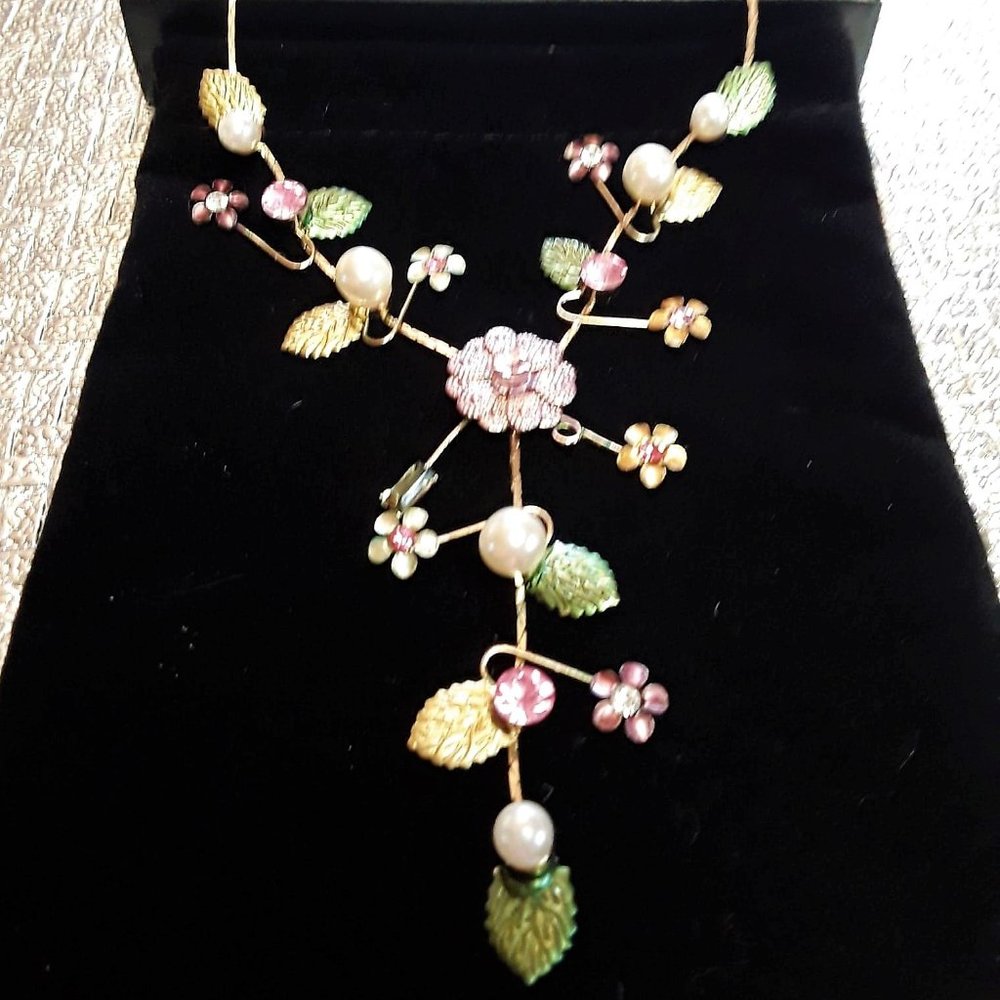 🌸 Flower/Pearl Y Necklace & Earring Set 🌸